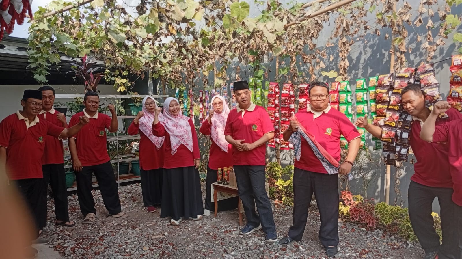 21__di_bawah_oyong.jpeg