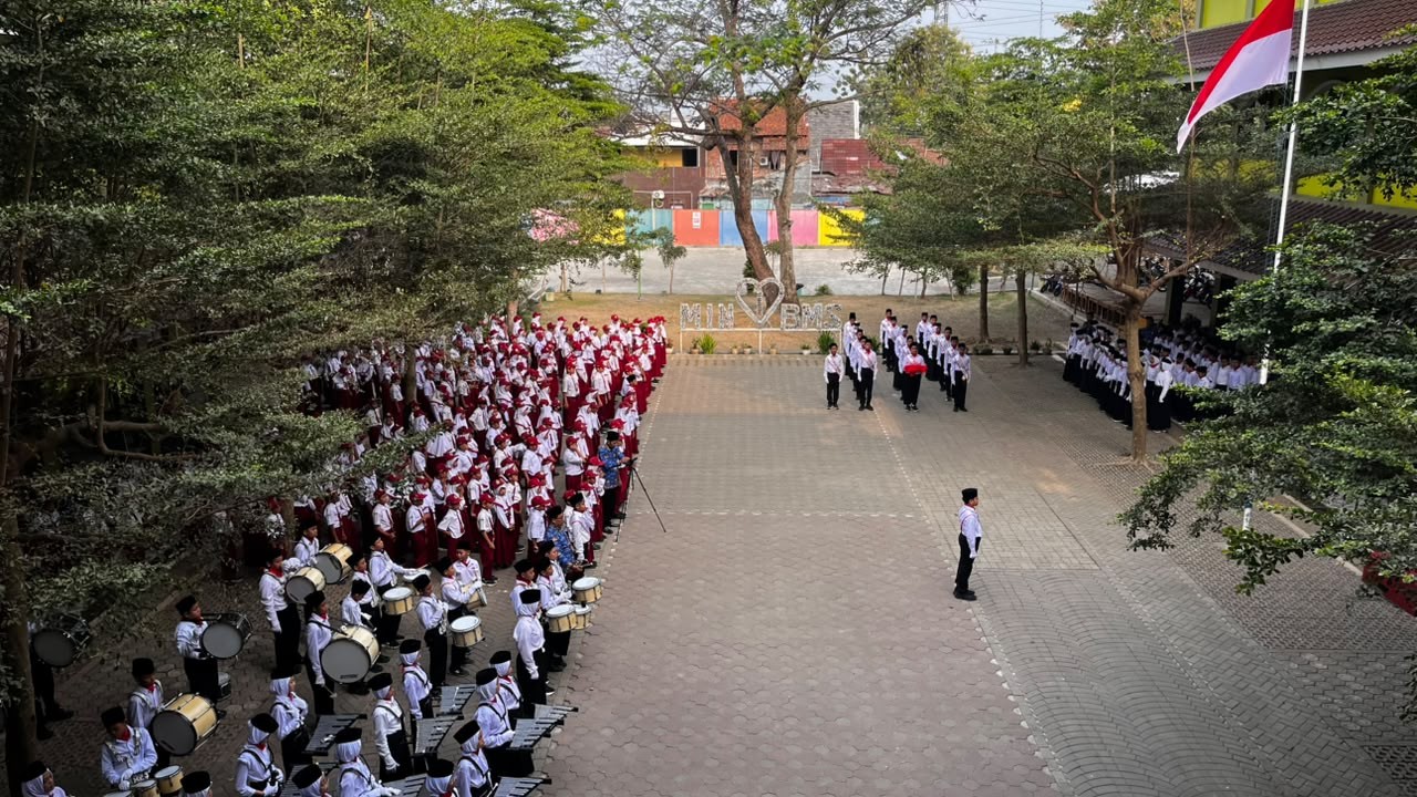 2_Peringatan_HUT_ke-81_RI_Kobarkan_Semangat_Nasionalisme.jpeg