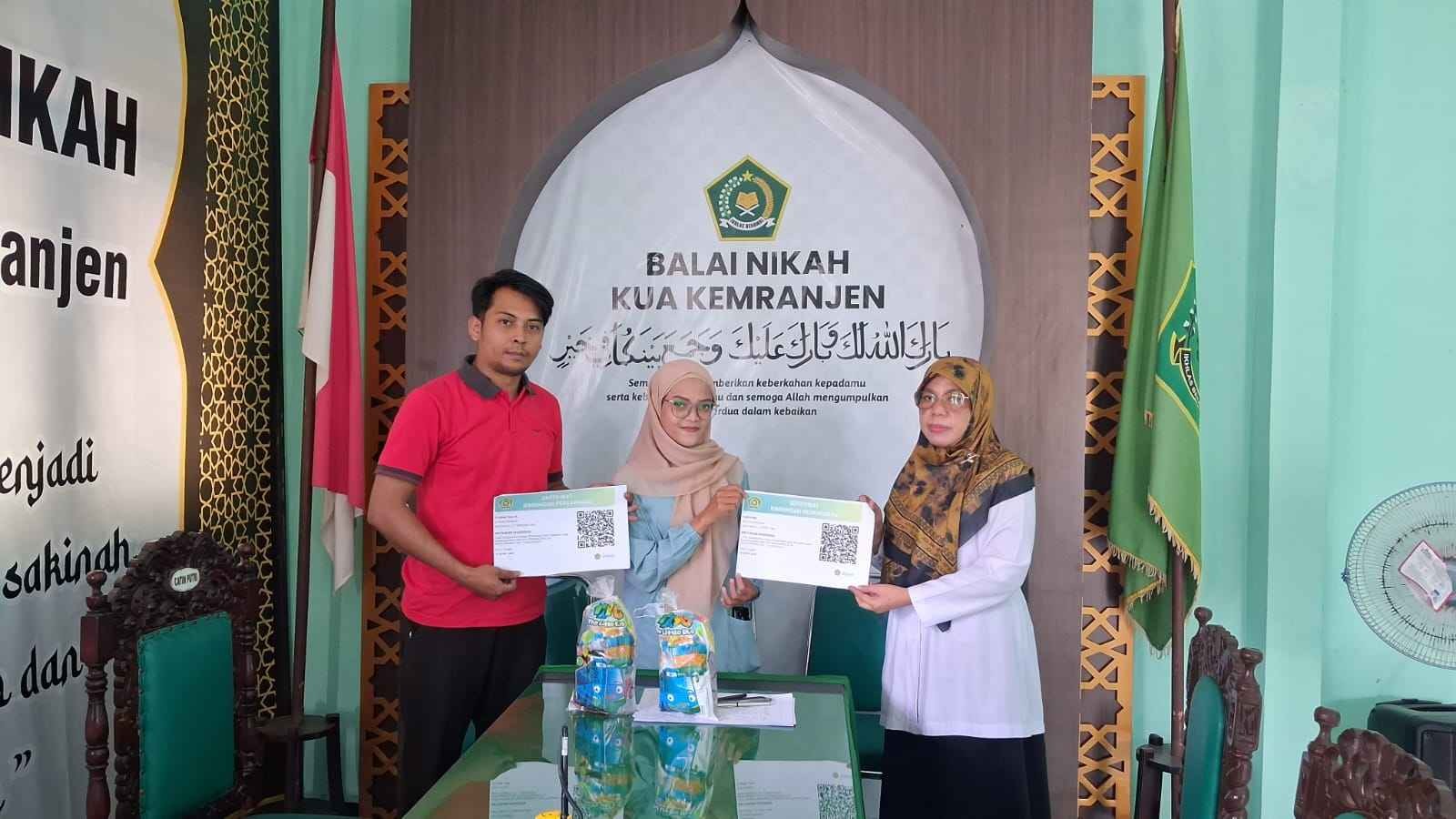 Pesan Penyuluh KUA Kemranjen untuk Catin: Selesaikan Persoalan Keluarga dengan Musyawarah