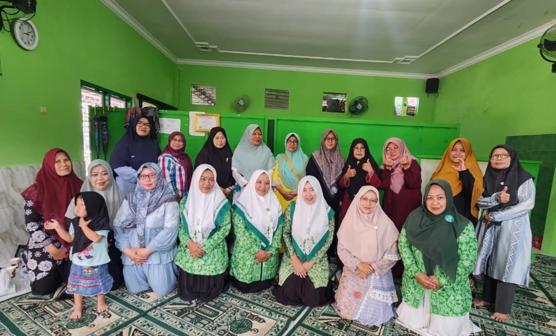 Tingkatkan Kompetensi Dakwah Digital, Penyuluh Beri Pelatihan Edit Video bagi Majelis Taklim