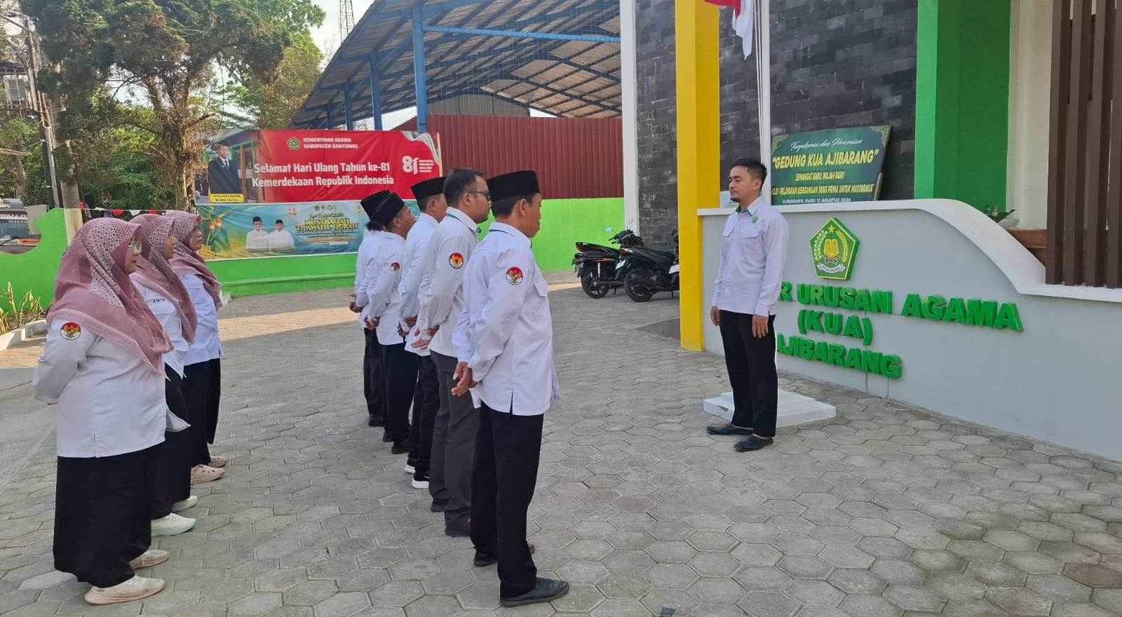 Semangat Baru Pekan Ini: Apel Senin KUA Ajibarang Tekankan Integritas dan Kebersamaan