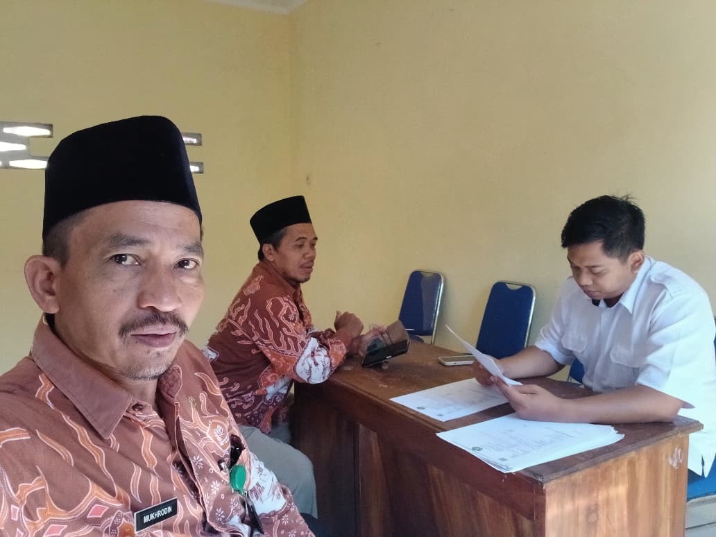 Perkuat Tata Kelola Aset Keagamaan, Penyuluh KUA Tambak Koordinasi dengan Pemdes Terkait Administrasi SIWAK