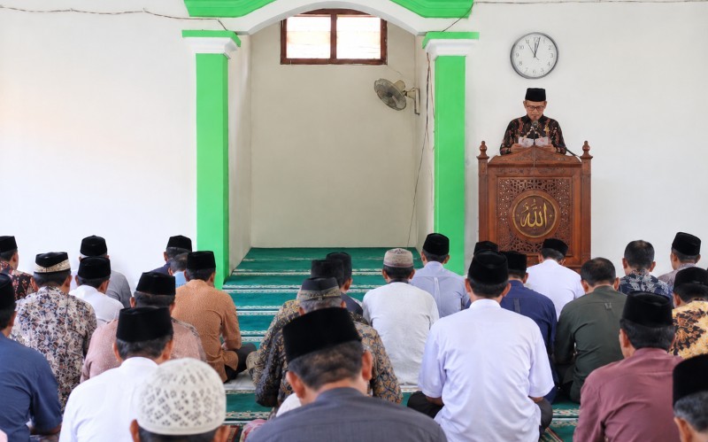 1610_khutbah_jumat.jpg