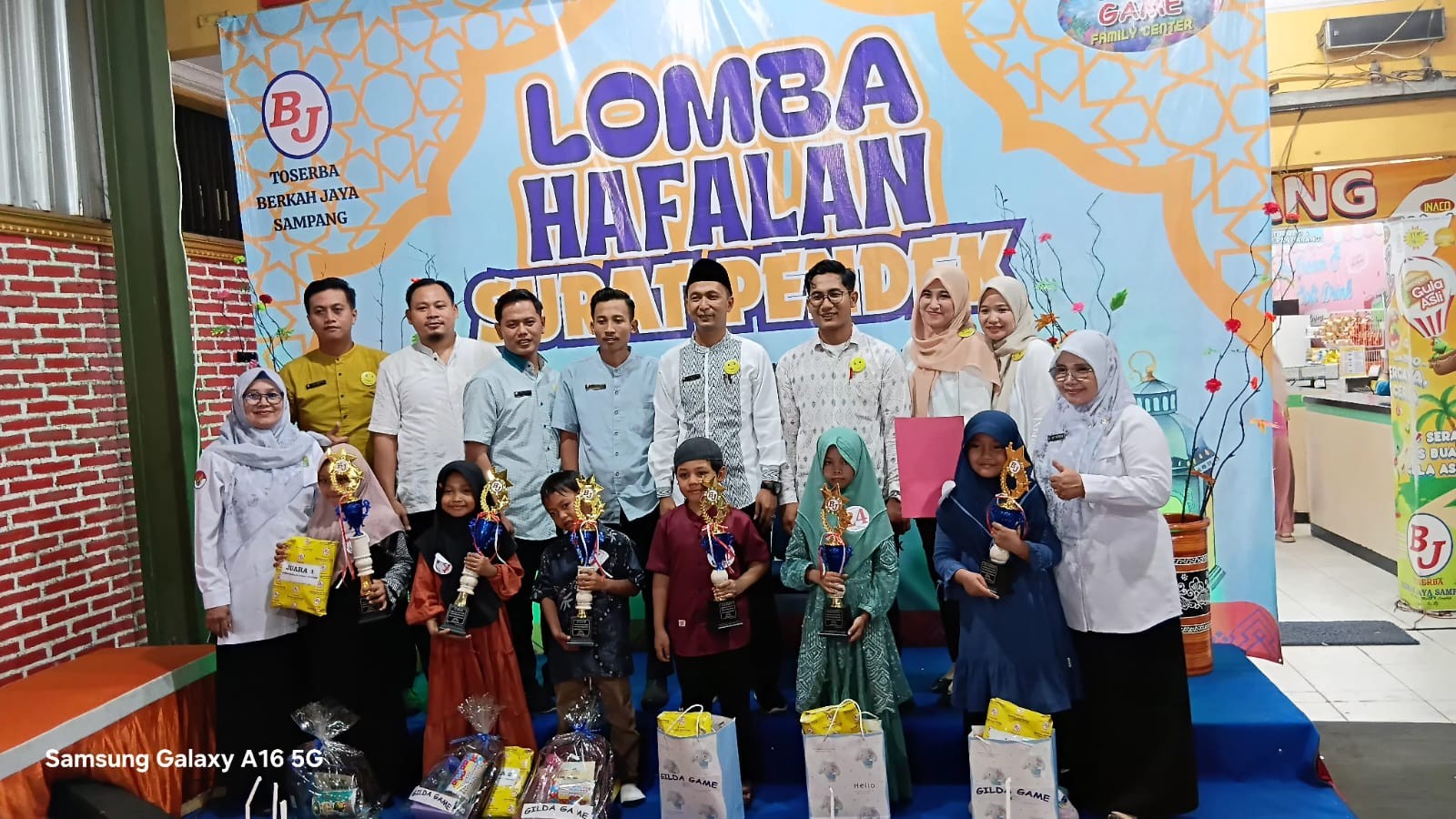 22_des_2025_panitia_lomba.jpg