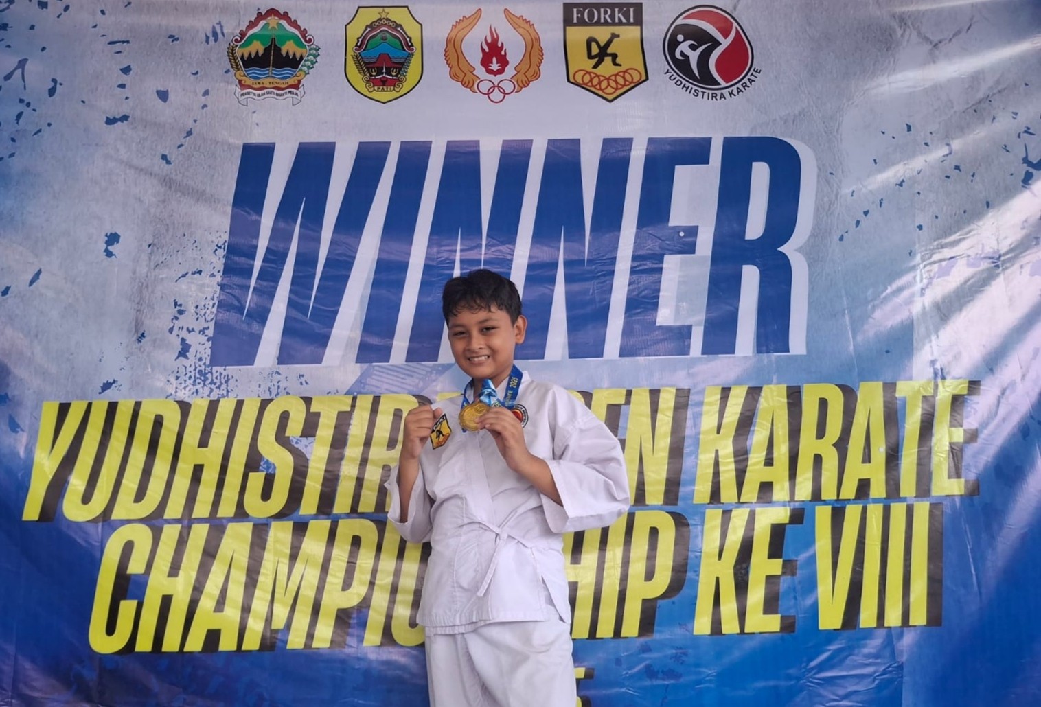 6_Siswa_MIN_1_Banyumas_Juara_Nasional_Karate.jpeg