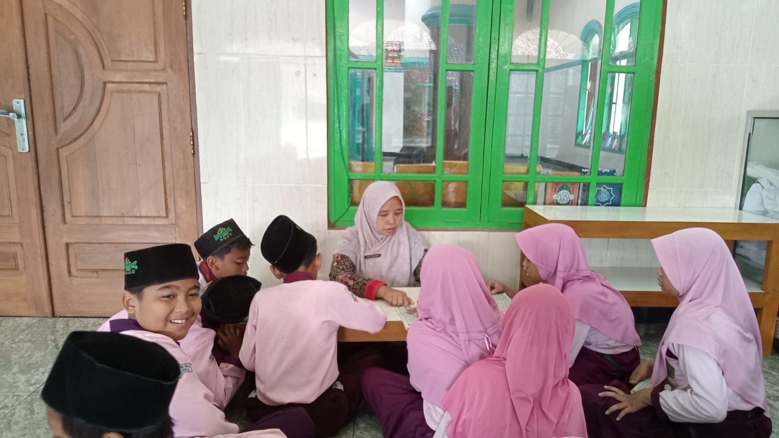 Gambar_WhatsApp_2025-11-06_pukul_09_21_39_87f3146f.jpg