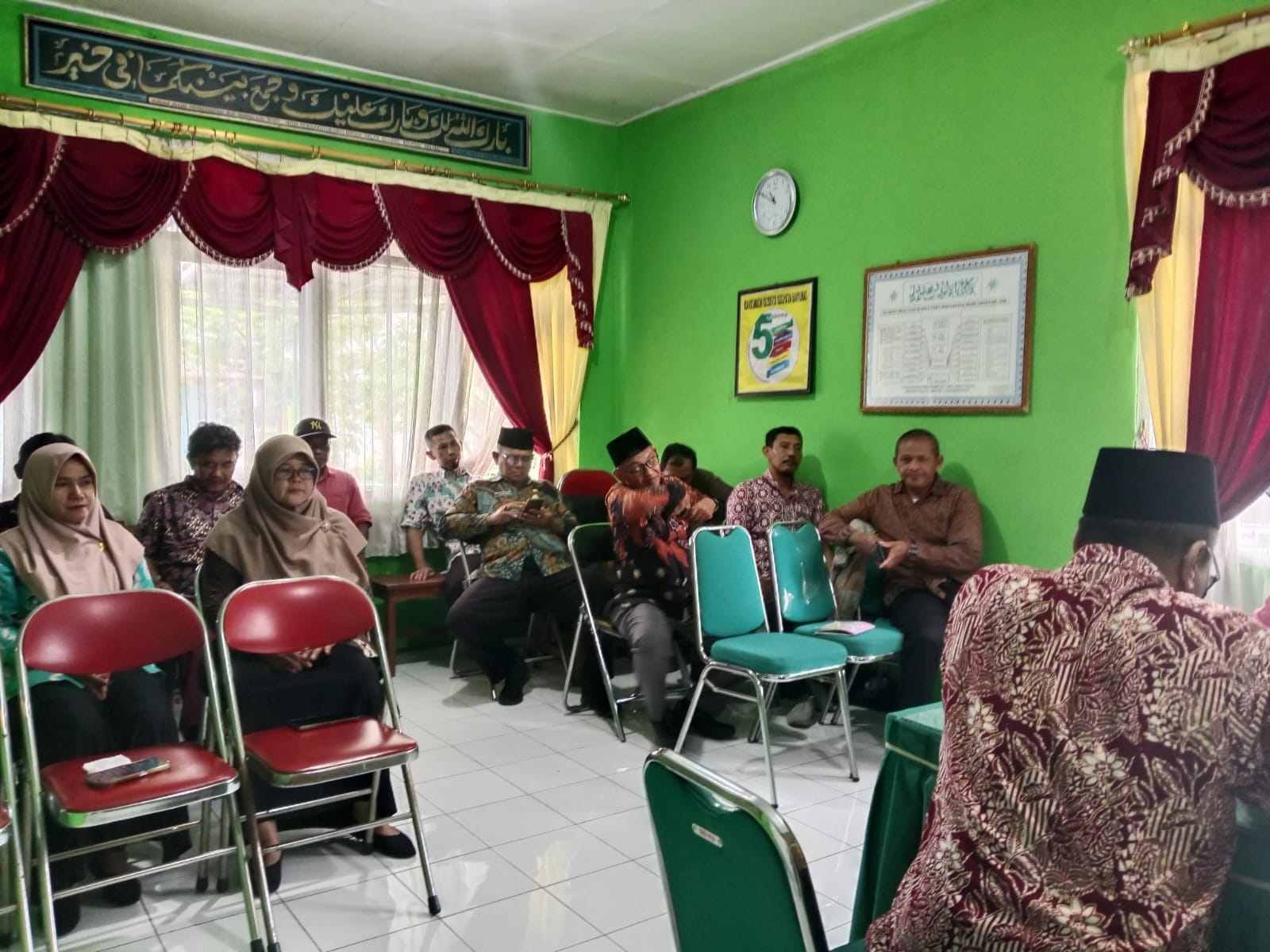 Gambar_WhatsApp_2025-11-13_pukul_11_51_29_1fd6b04e_11zon.jpg