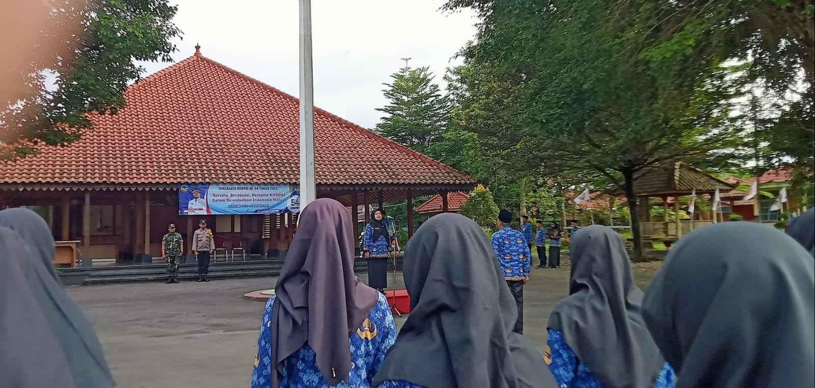 Gambar_WhatsApp_2025-12-01_pukul_11_28_42_cb2f3a4d_11zon.jpg