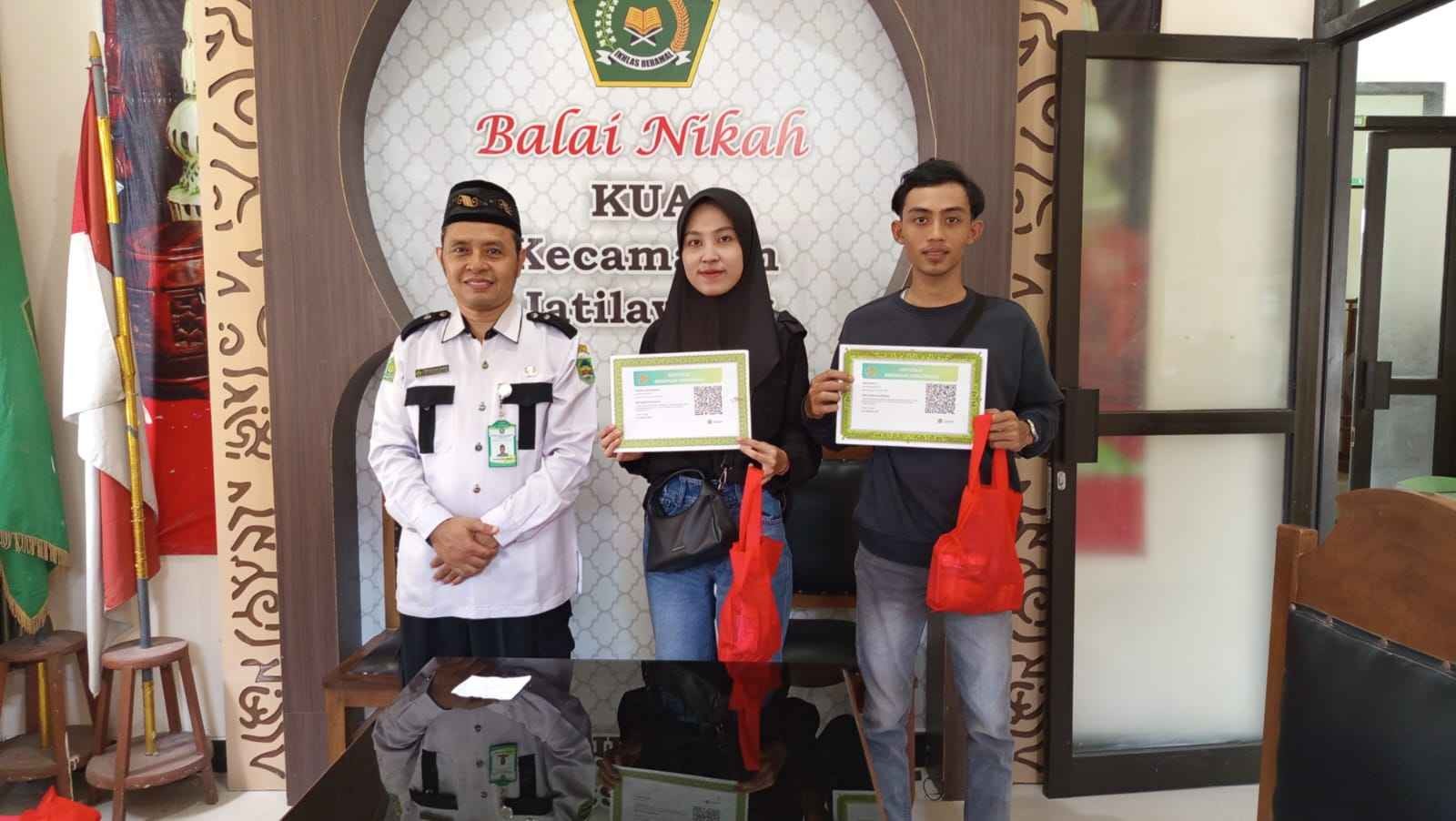 Nizar_Fauzi_dan_Amelia_11zon.jpeg