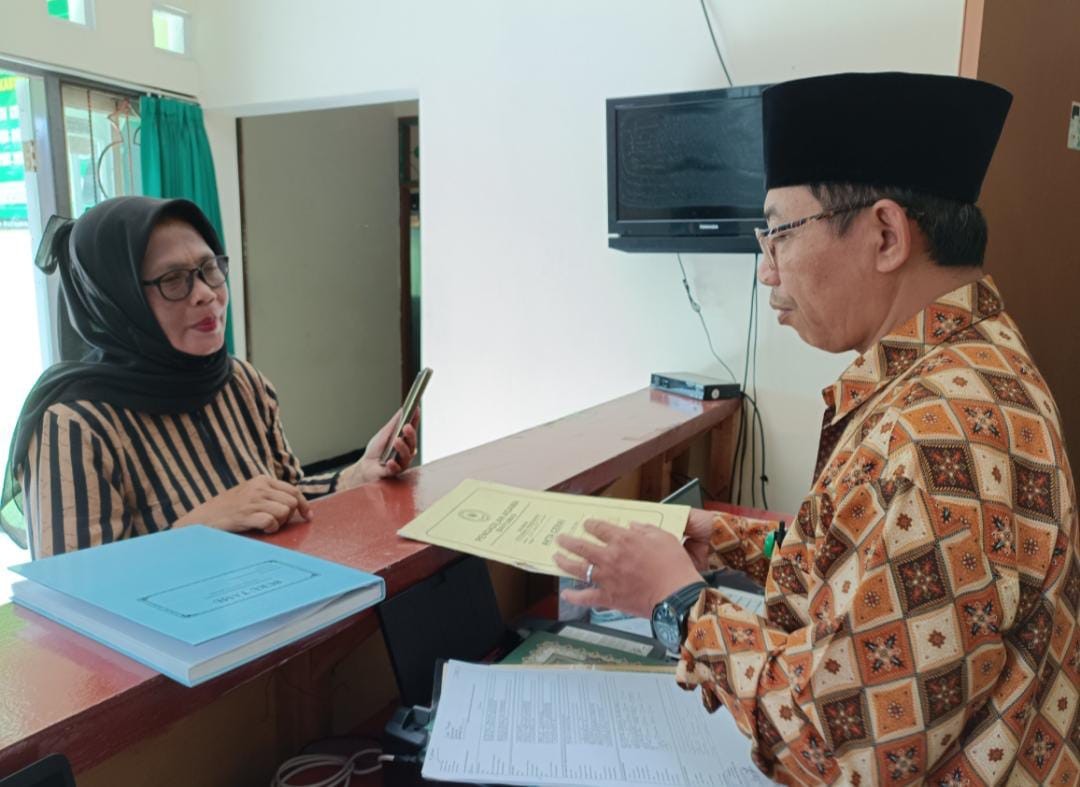 Pak_gie_akta.jpg