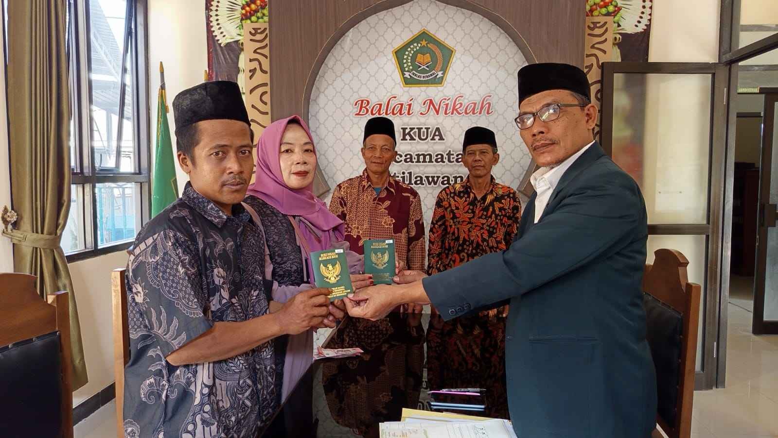 Sugeng_Santosa_dan_Dirah__Adisara_11zon.jpeg