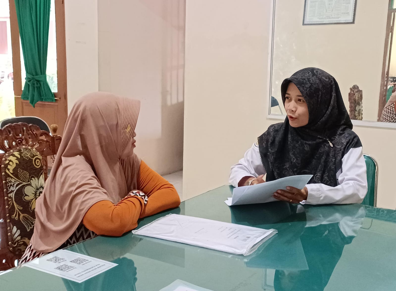 Yayuk_halal.jpg