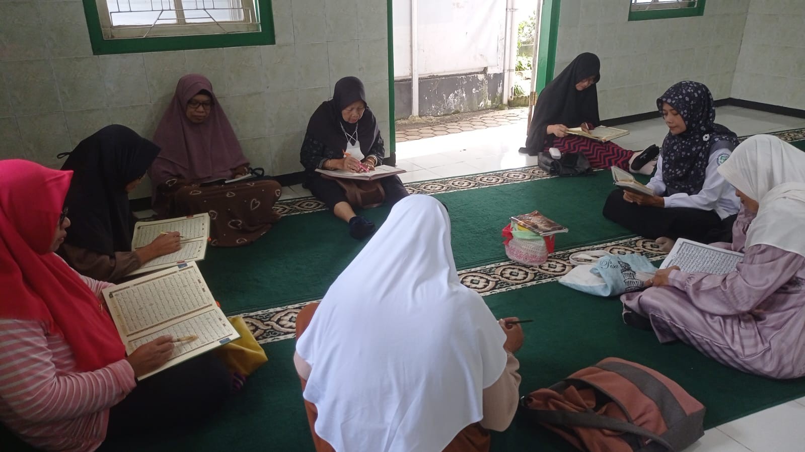 al_azka_yayuk.jpg
