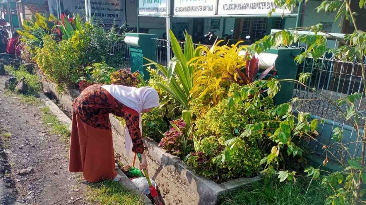 bersihhalaman1_(2)1.jpg