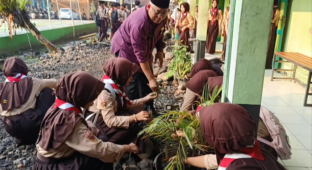 jumat_bersih_HLH_11zon.jpg
