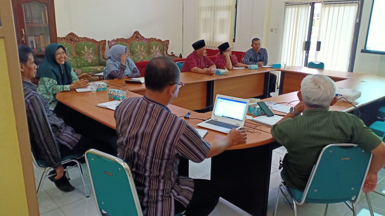 rapat_tim_pengembang.jpeg