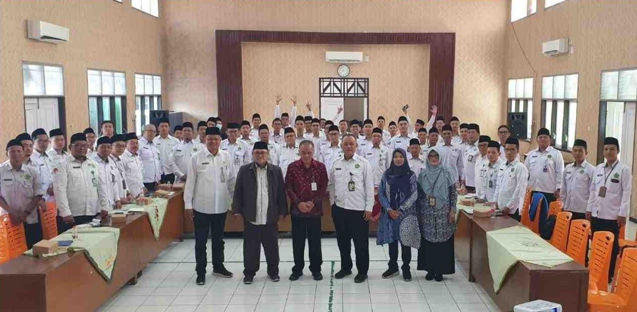 Kakan Kemenag Banyumas Buka Rakernis Bimas Islam, Tekankan Inovasi dan Kenyamanan Layanan