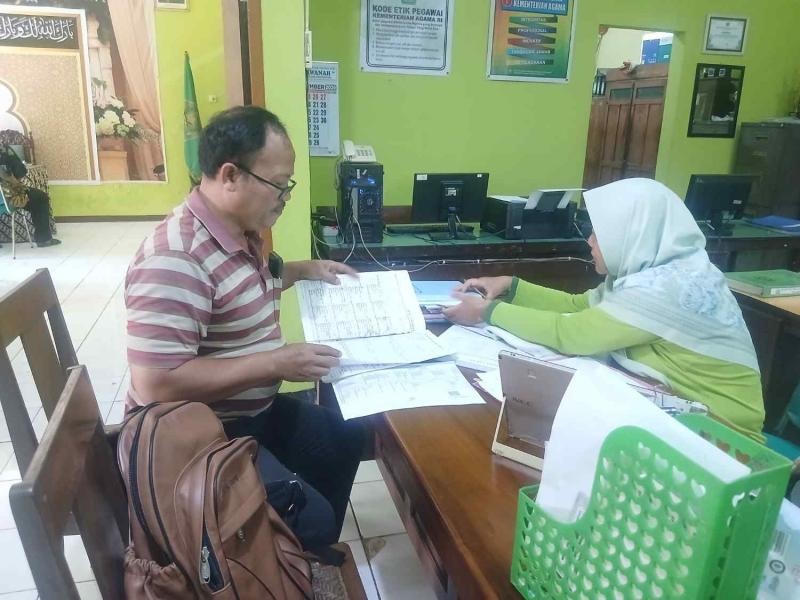 KUA Berikan Pelayanan Rekomendasi Nikah ke KUA Purwokerto utara