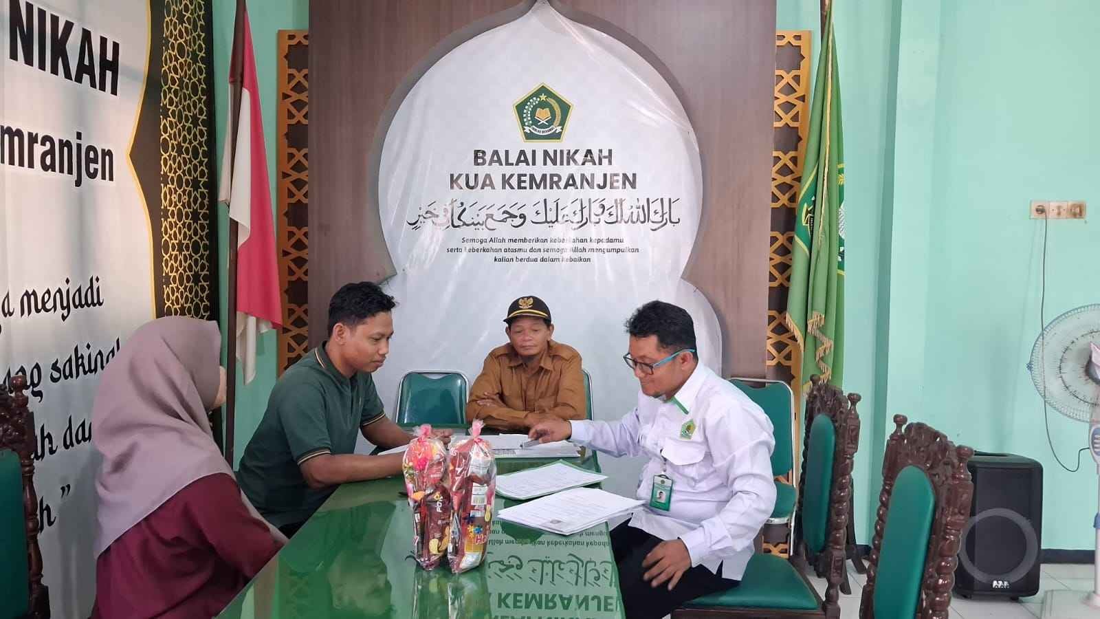Pemeriksaan Berkas Catin, Kepala KUA Pastikan Data Sinkron Dengan Simkah