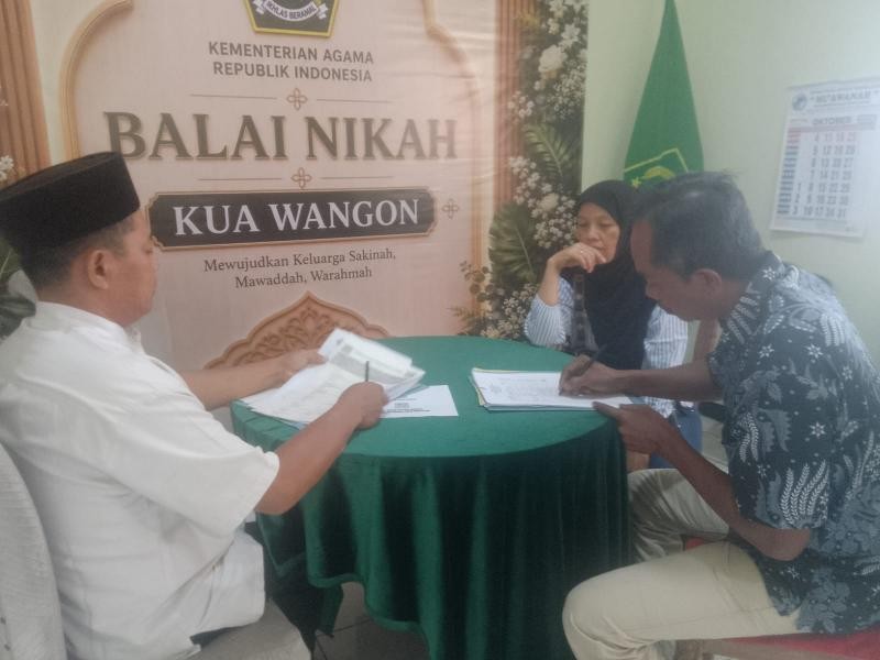 KUA Wangon Lakukan Pemeriksaan Calon Pengantin Asal Rawaheng, Pastikan Administrasi dan Kesiapan Nikah