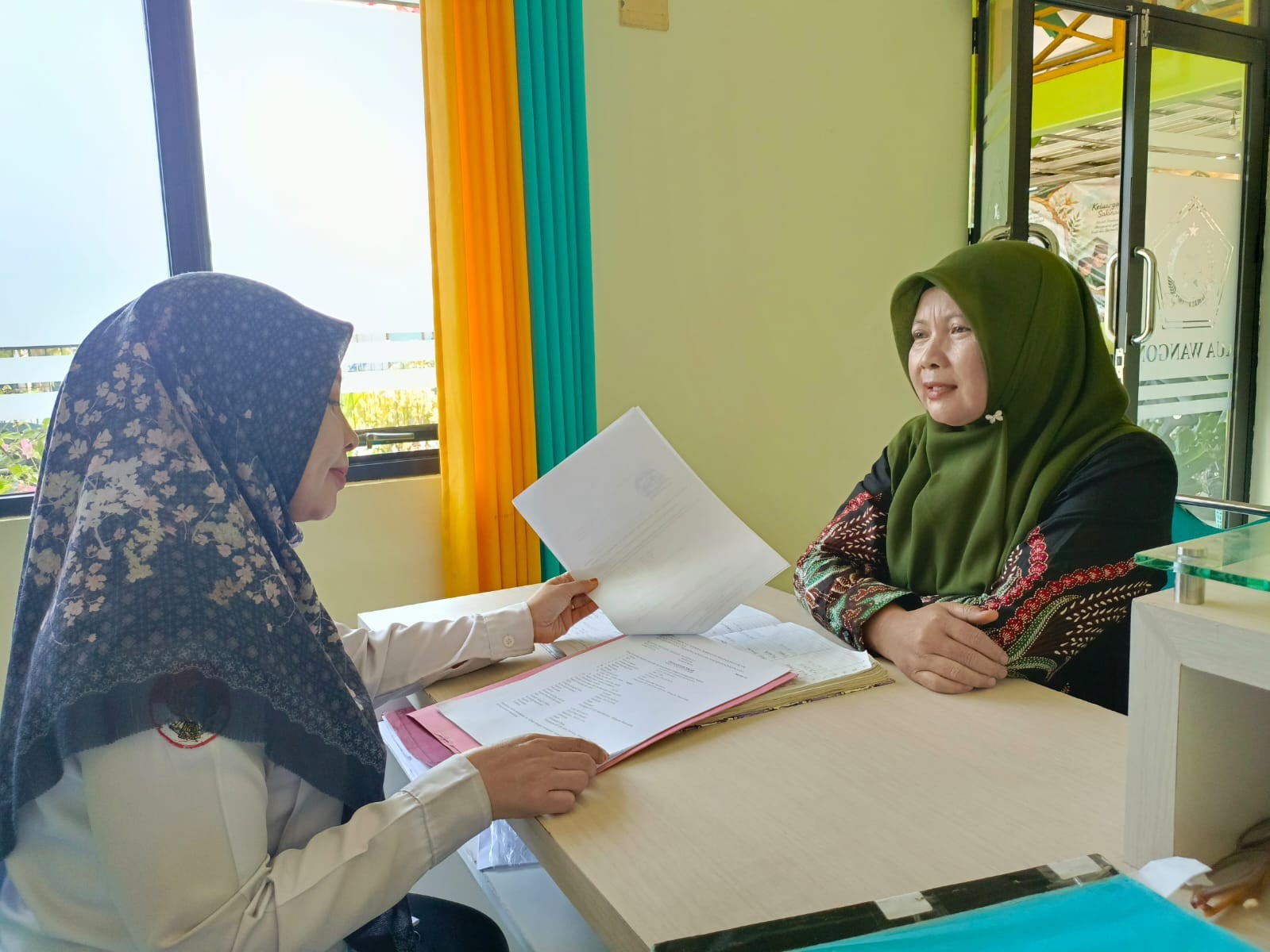 Warga Randegan Ajukan Surat Rekomendasi Nikah bagi Anggota TNI