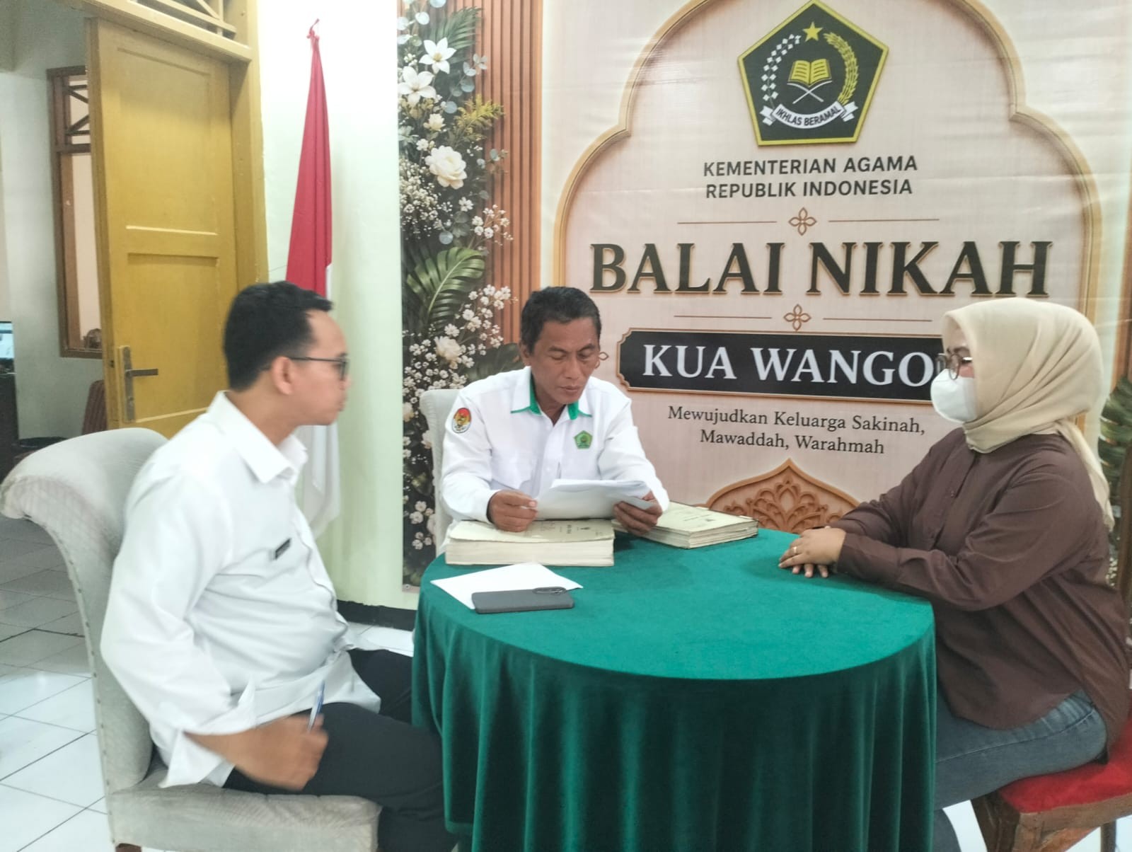 KUA Wangon Berikan Pelayanan Konsultasi Data Nikah Catin dari Randegan