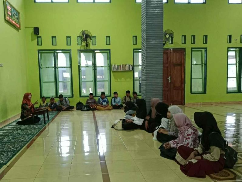 Penyuluh Ajak Santri TPQ Miftahul Huda Adisara Tekuni Kegiatan Positif