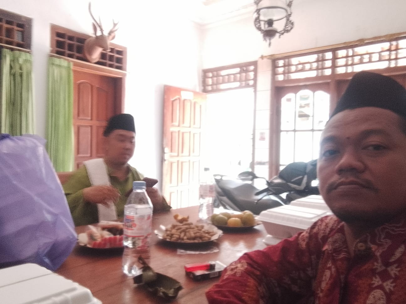 Pegawai KUA Wangon Isi Pengajian Maulid Nabi di Mushola Miftahul Ulum