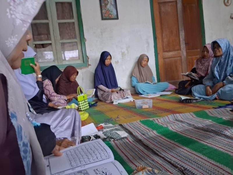 Perkuat Iman dan Ukhuwah, Penyuluh KUA Kebasen Tekankan Sabar dan Ikhlas pada MT Al Istiqomah Sawangan