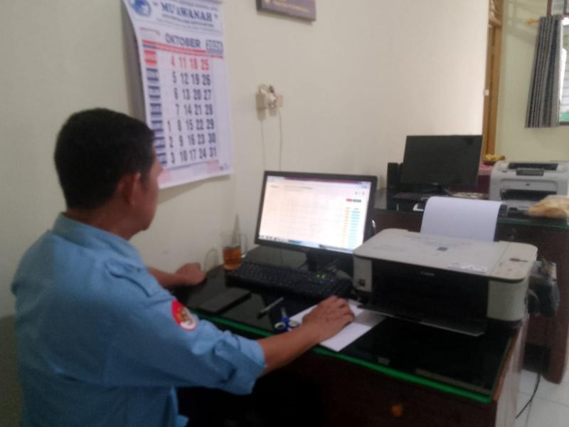 KUA Cek dan Validasi Rekomendasi Nikah yang Masuk di Aplikasi Simkah