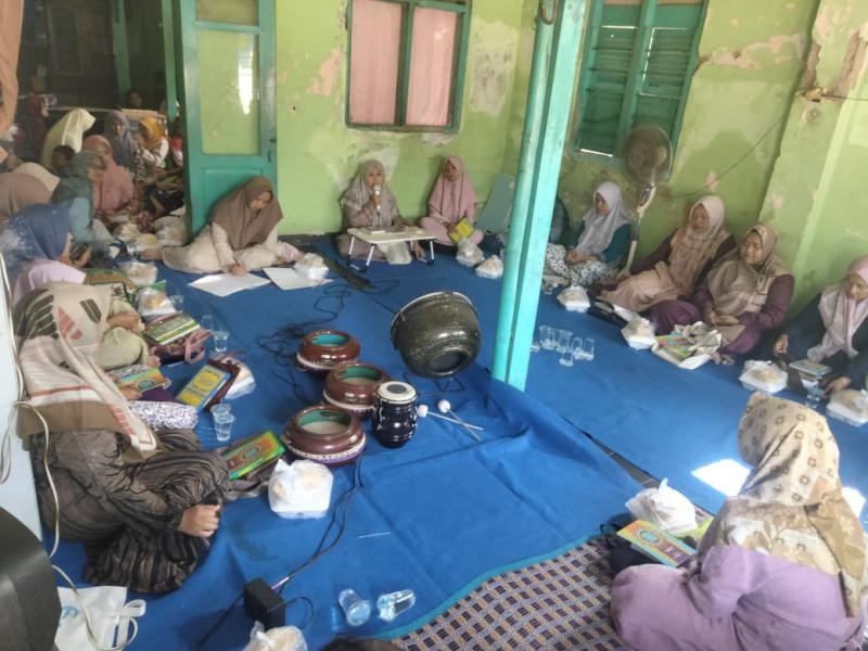 Bimluh dan Sholawat Bareng MT Fatayat NU Klapagading