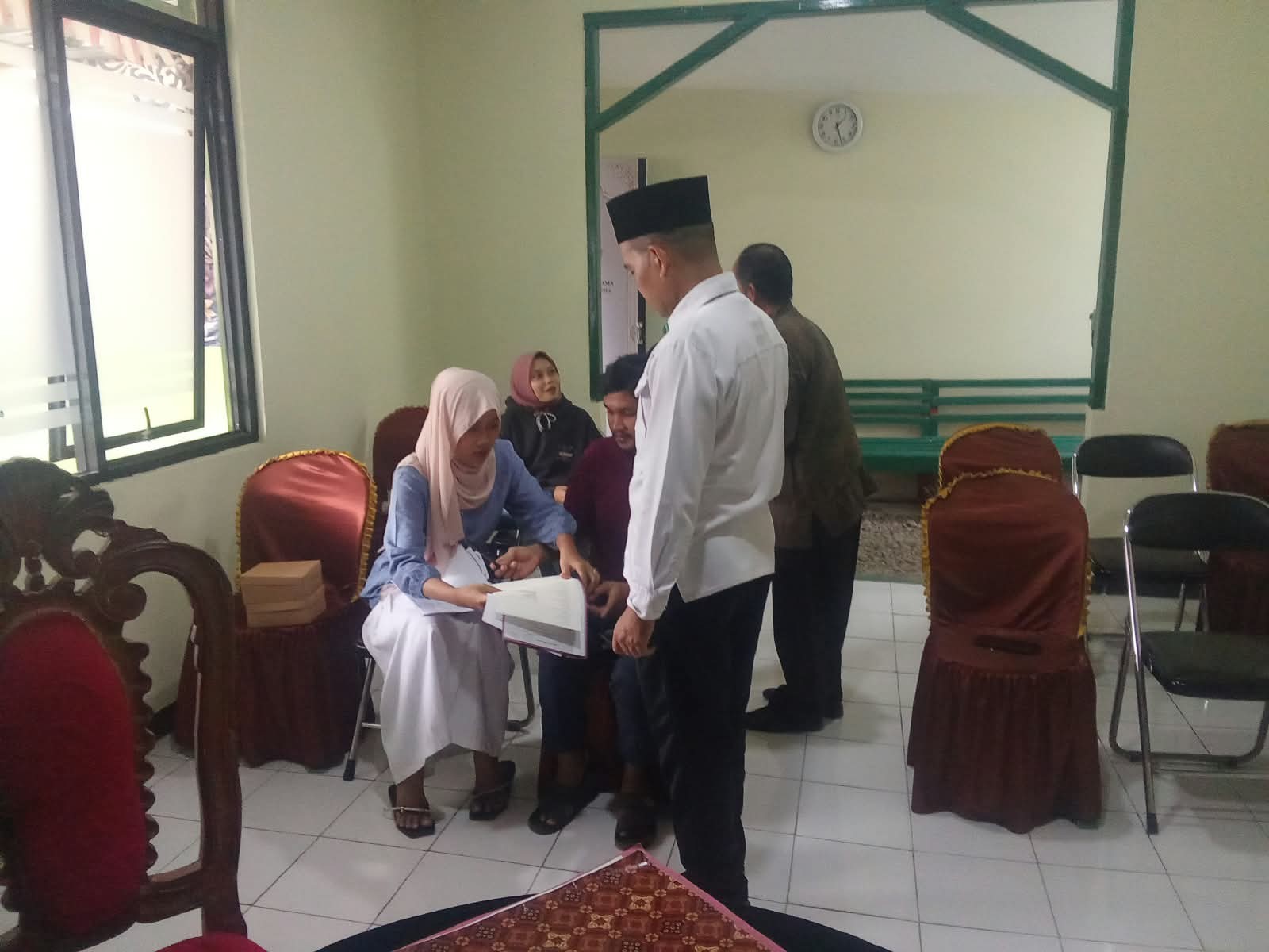 Bimwin KUA Wangon Latih Peserta Ijab Qobul dan Pembacaan Sighat Taklik Nikah
