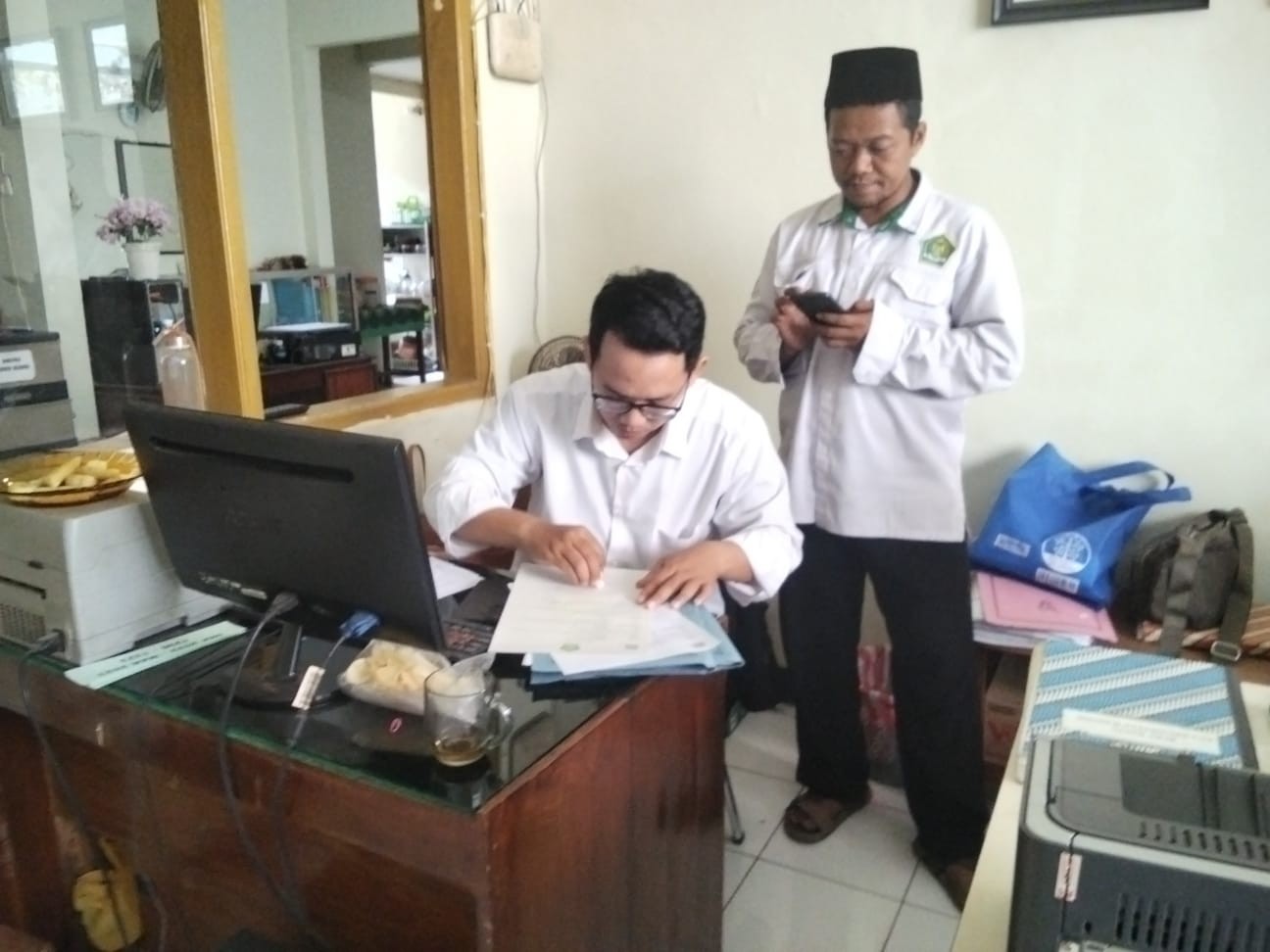 KUA Wangon Cetak Akta Ikrar Wakaf melalui Aplikasi Siwak
