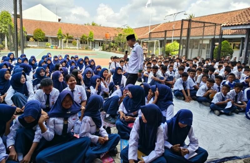Bikin Decak Kagum: Cara Penyuluh Agama Sampaikan BRUS di SMP PGRI Wangon