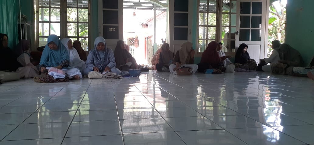 Jamaah MT Asy Syifa Purwojati Antusias Ikuti Kajian tentang Pembatal Wudhu