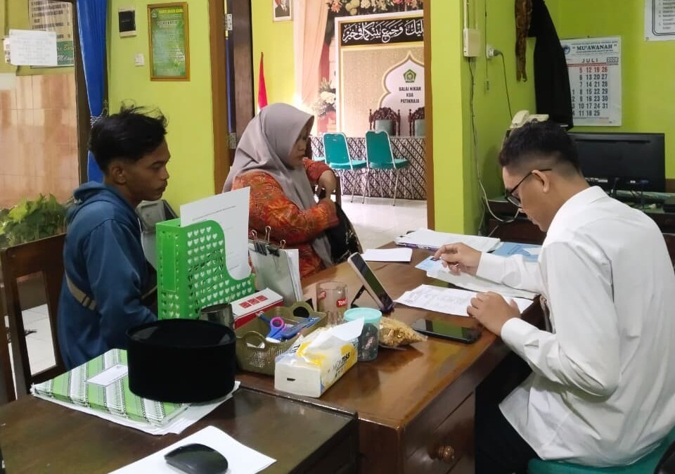 Pelayanan Prima KUA Patikraja, Berikan Kesan Positif bagi Masyarakat