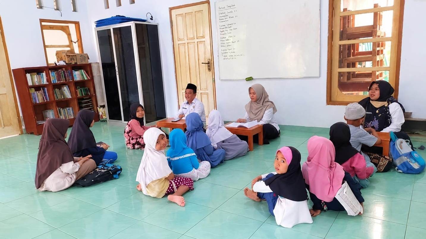 Penyuluh KUA Banyumas Gelar Bimbingan Keagamaan Perdana di Panti Asuhan Putri Baabussalaam Kalisube Banyumas