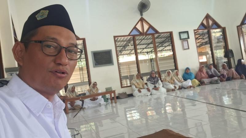 Penyuluh Ajak Jamaah Muslimat NU Banjaranyar Kenali Potensi Sifat Syaitan dalam Diri Manusia