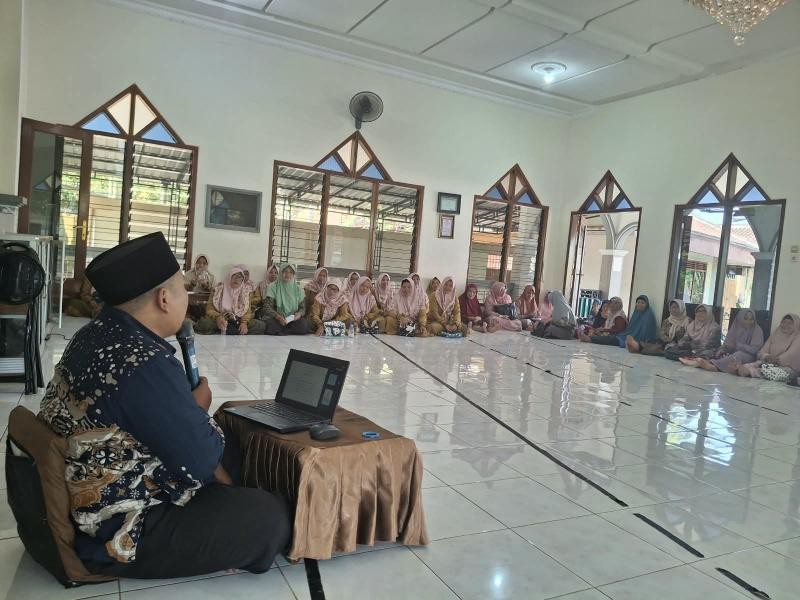 Semangat Bershalawat, Fatayat dan Muslimat NU Banjaranyar Istiqamah Menghidupkan Majelis Ilmu