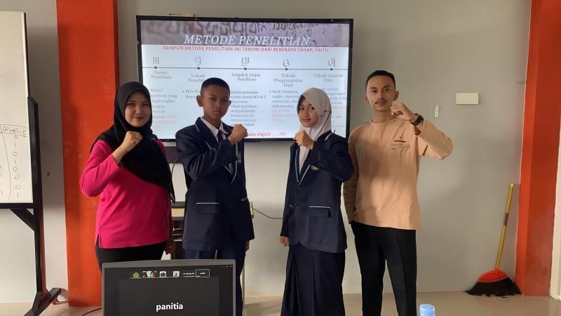 Tim Riset MTsN 2 Banyumas Raih Medali Perunggu dan Penghargaan Inovasi Terbaik SDGs di KOMPRESSIANA