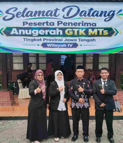 Tiga GTK MTsN 2 Banyumas Melenggang ke Babak Grand Final Anugerah GTK MTs Jawa Tengah Wilayah IV
