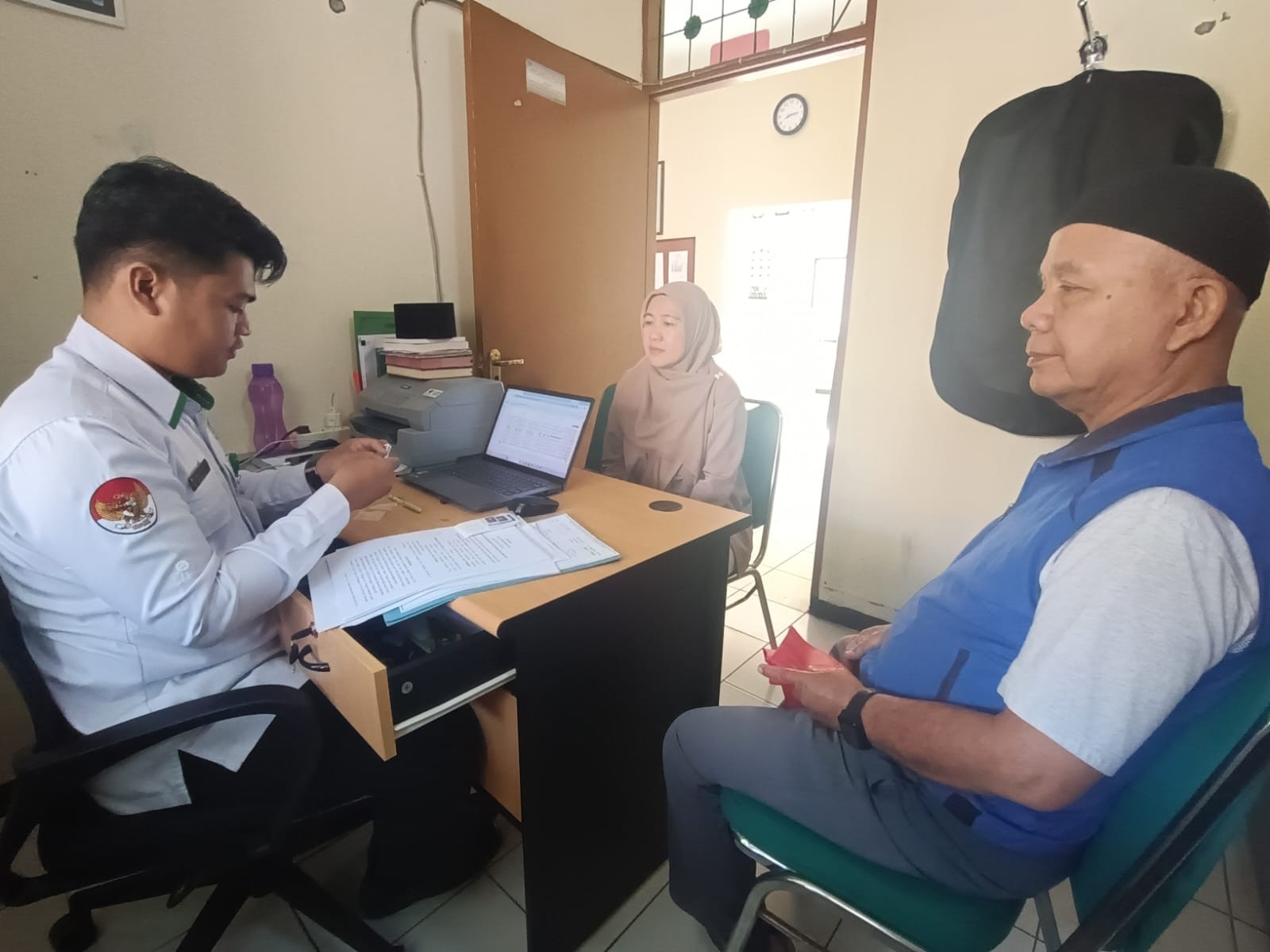 Pastikan Keabsahan Wali, Penghulu Periksa Berkas Calon Pengantin