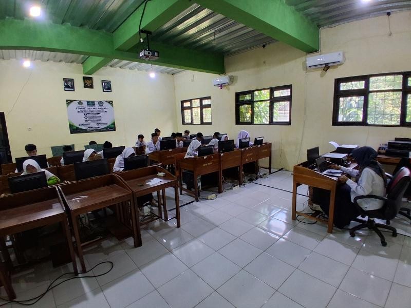 Pengisian Survei Implementasi Kurikulum Berbasis Cinta (KBC)