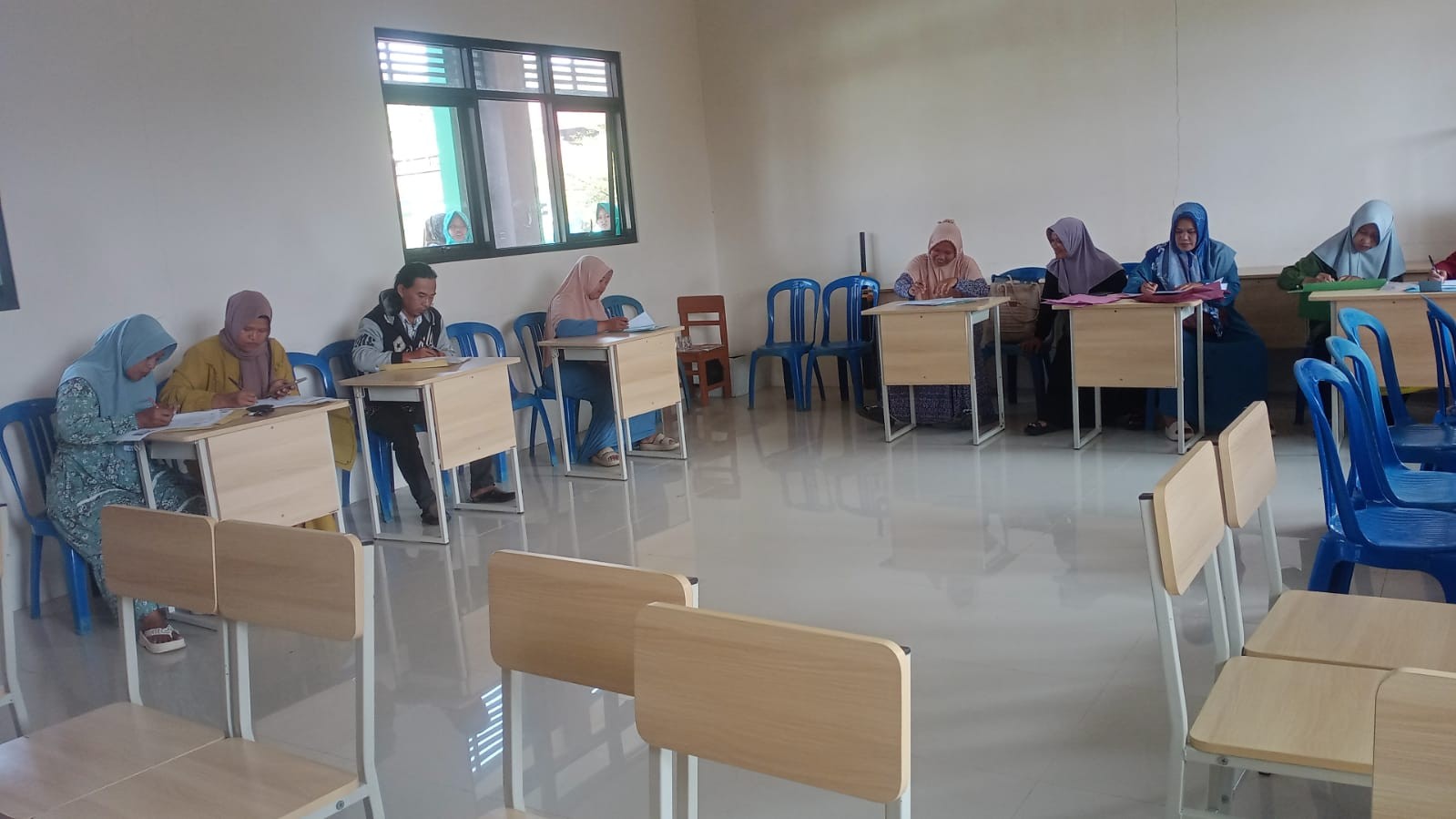 Proses Pendaftaran Mulai Bergulir, MTs Negeri 3 Banyumas Disambut Antusias Pendaftar