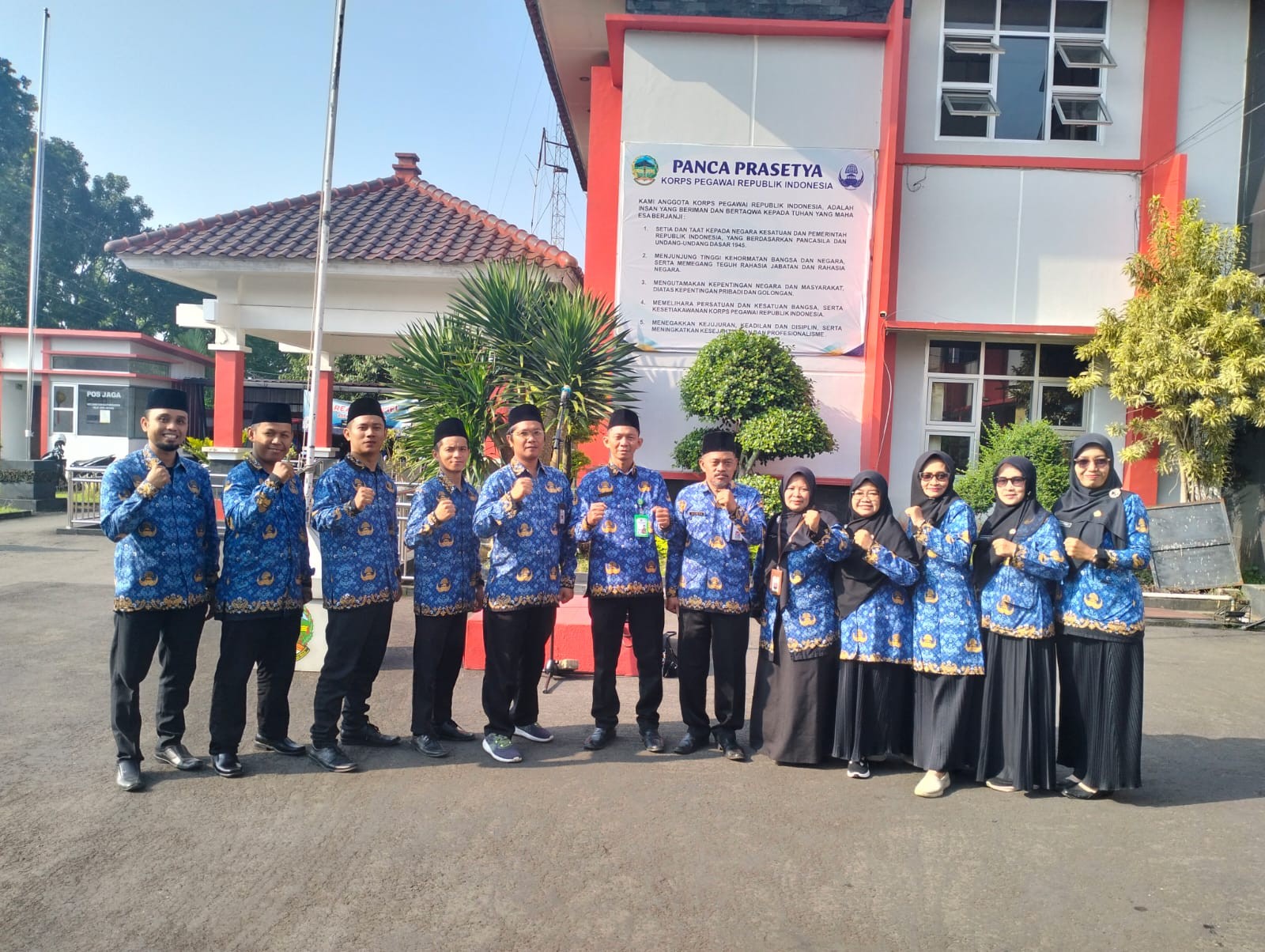 Pegawai KUA Baturraden Ikuti Apel Kesadaran Korpri, Camat Tekankan WFH Bukan Liburan