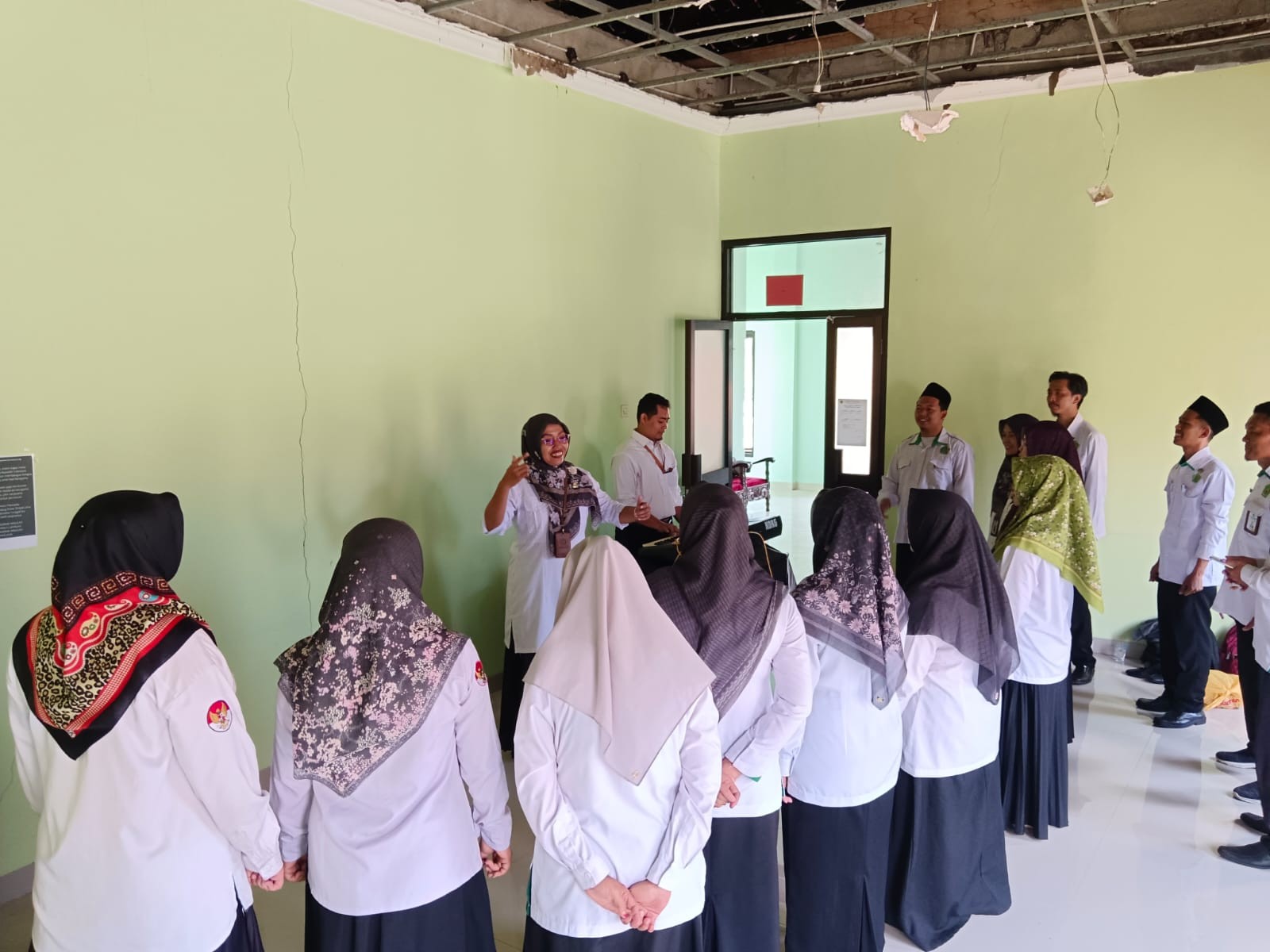 Penyuluh KUA Pimpin Tim Lomba Paduan Suara Tingkat Karesdinenan Banyumas