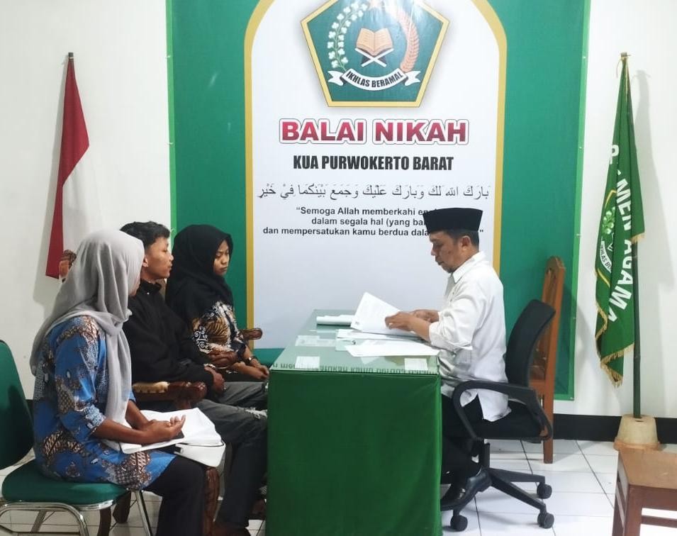 Kepala KUA Purwokerto Barat Pastikan Kelengkapan Berkas Catin