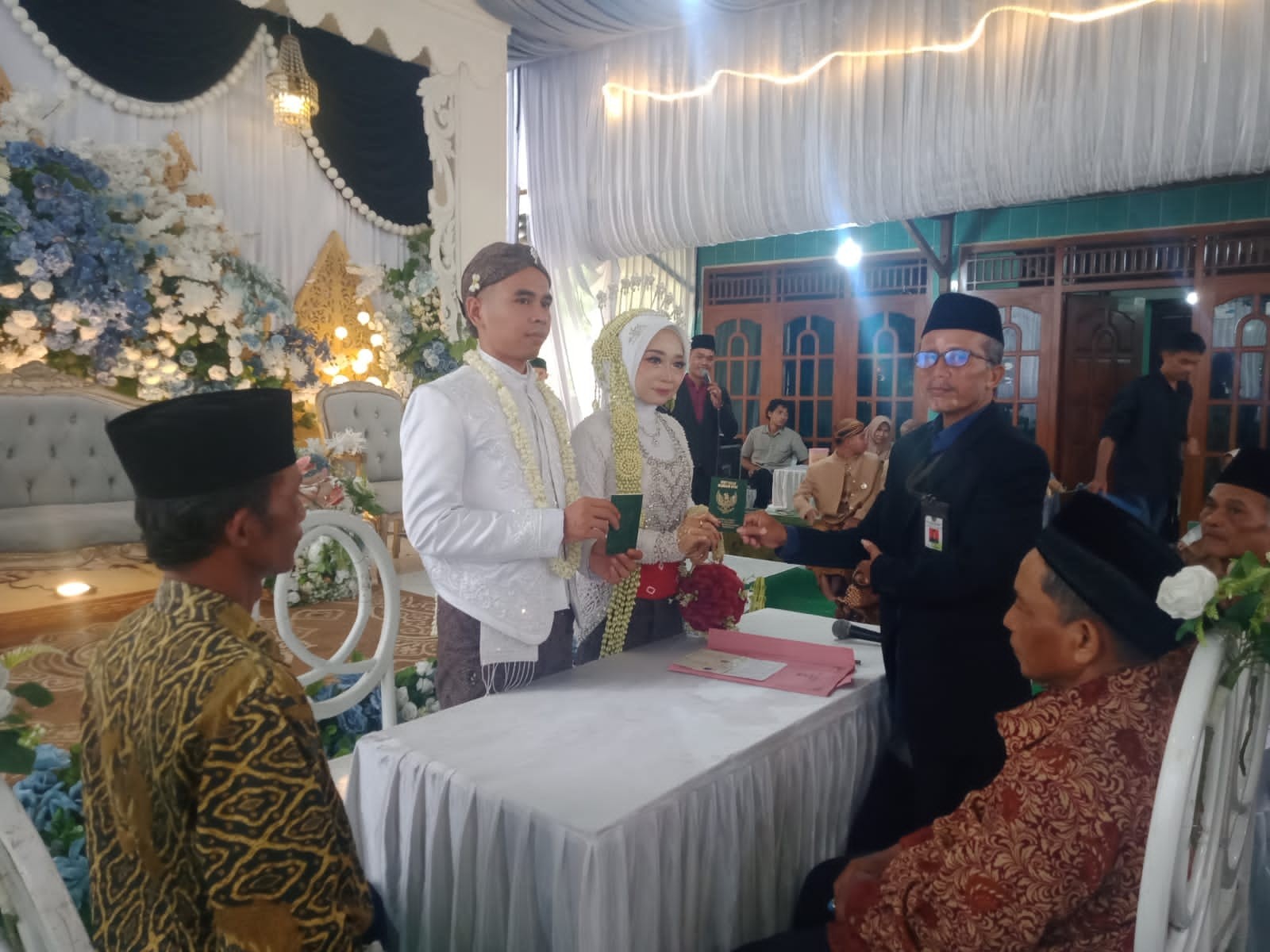Laksanakan Penunjukkan Penghulu, Kyai Birin Beraksi di Sidamulya