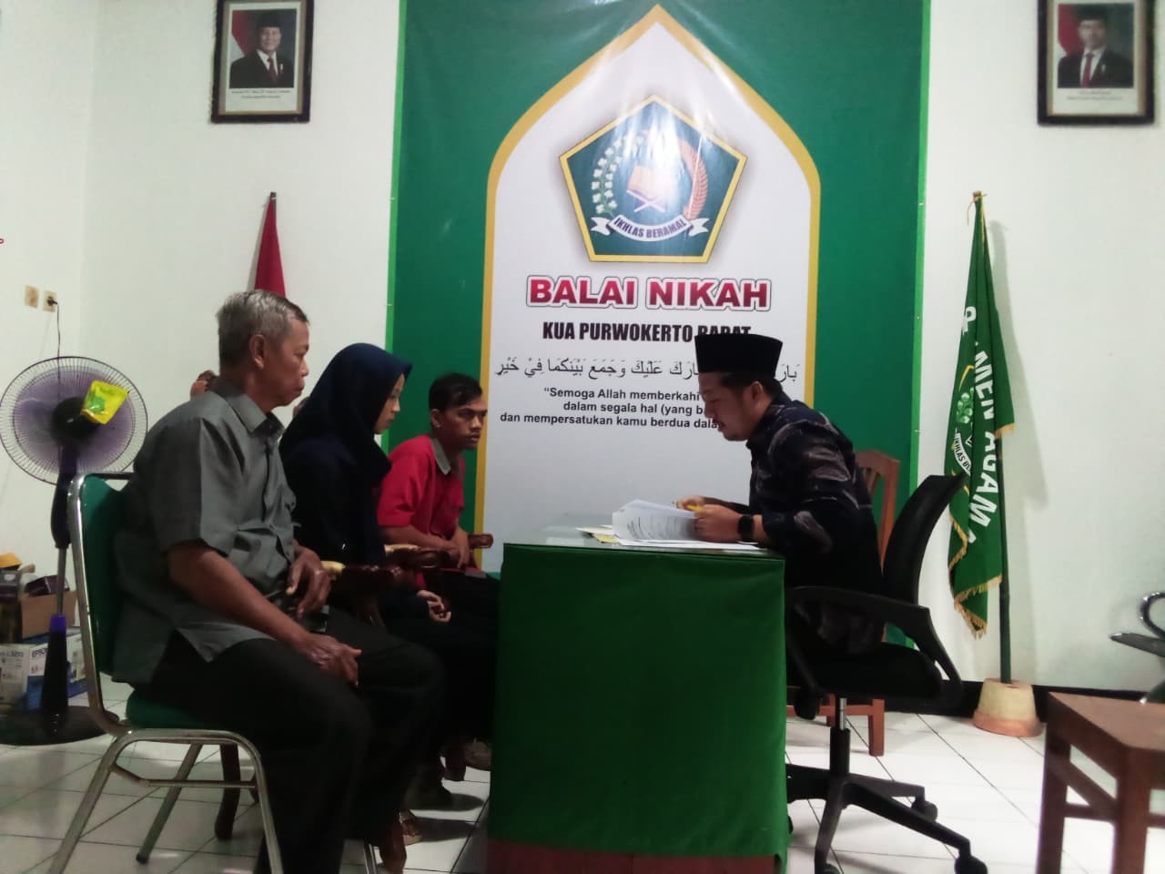 Pemeriksaan Berkas Pernikahan Catin Berjalan Lancar 
