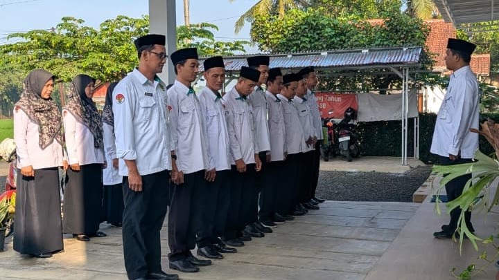 Mantapkan Kinerja, KUA Somagede Gelar Apel Pagi Kedinasan